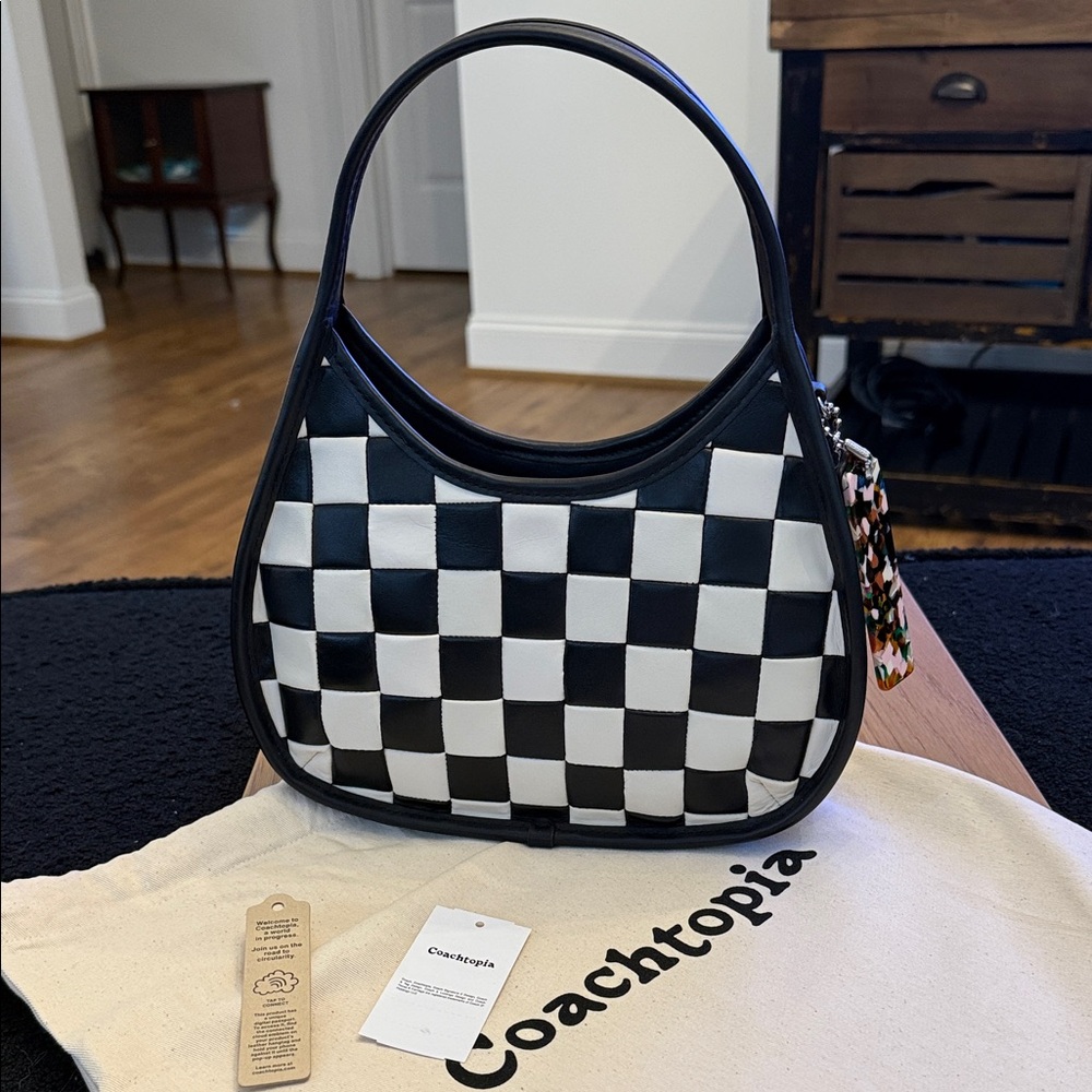 💯 Authentic Coach Black and White Checkered Women's Leather Bag. Coachtopia